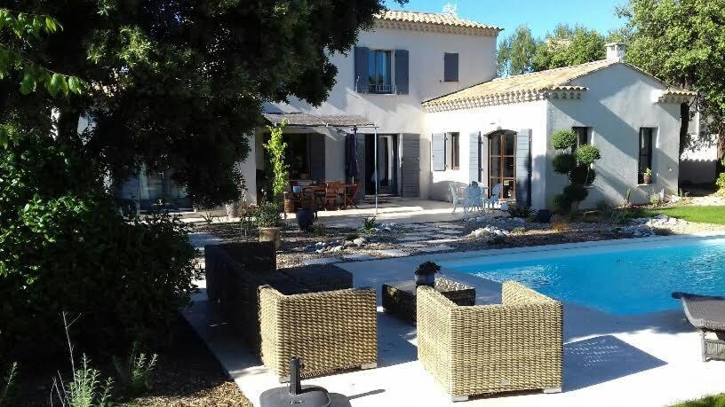 La Mathilde Bed and Breakfast Villeneuve-lès-Avignon Exteriör bild